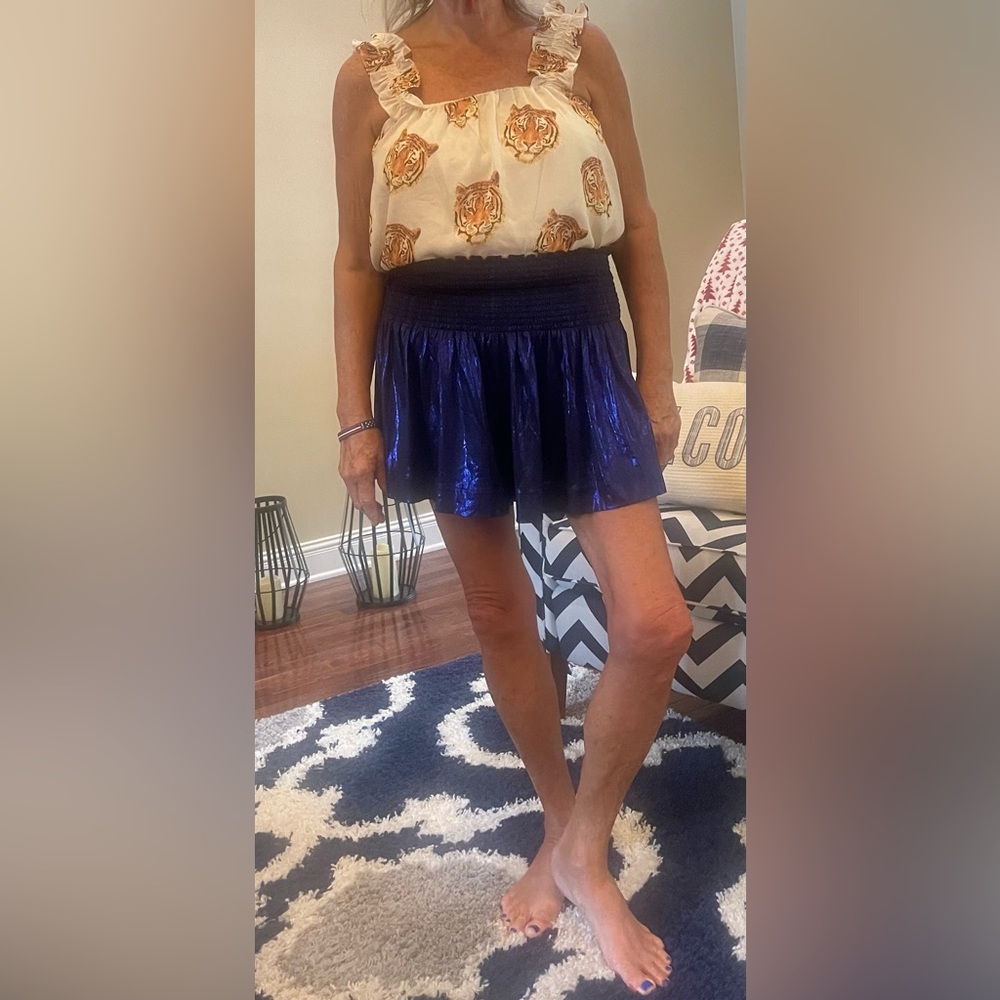 Tiger top